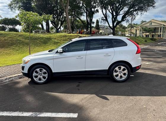 VOLVO XC60 2.0 T5 DYNAMIC FWD TURBO GASOLINA 4P AUTOMÁTICO